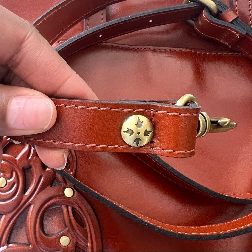 Patricia Nash Leather Genevieve Tan Filligree Satchel/Tote - Picture 12 of 13